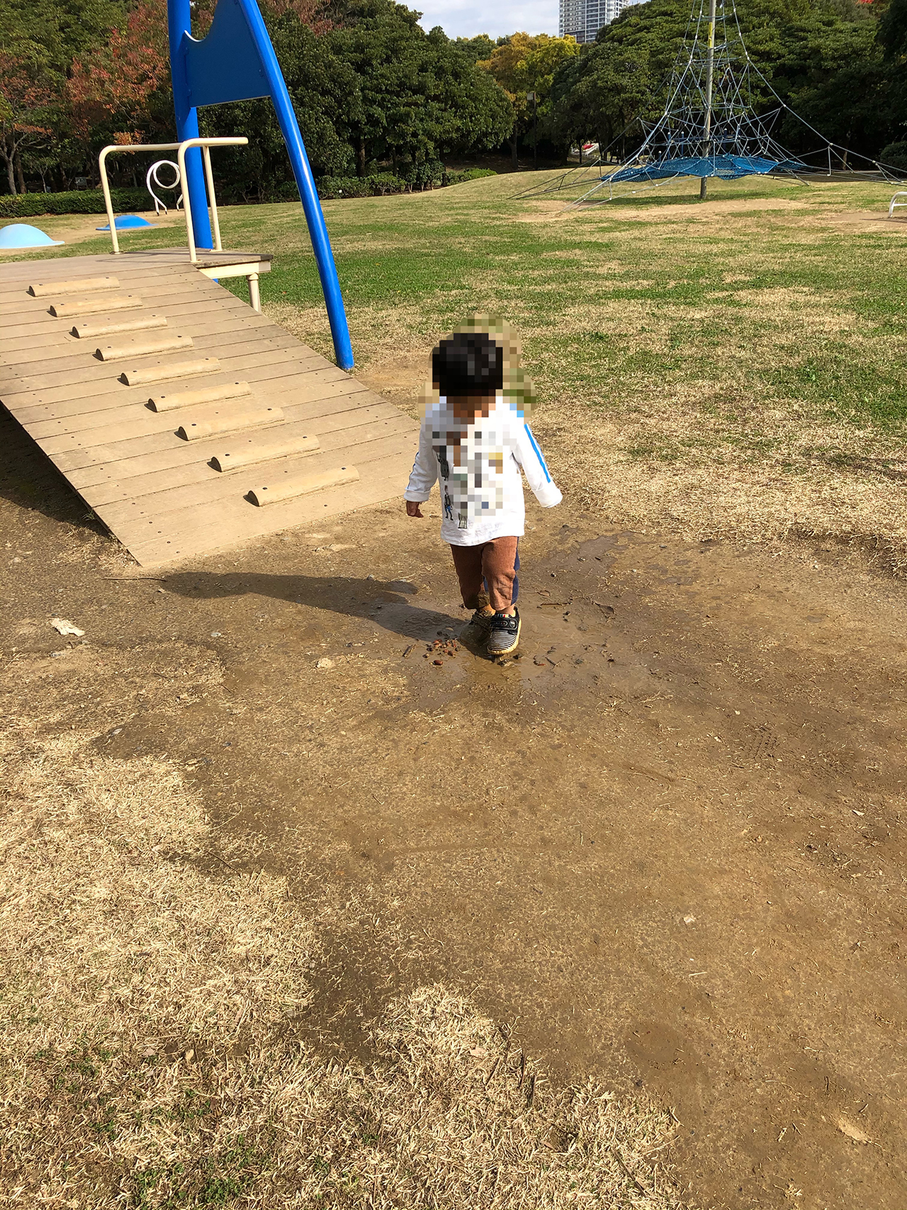 県立幕張海浜公園 Bブロックのわんぱく広場や花時計に興奮 2歳児の子どもと一緒に遊びました