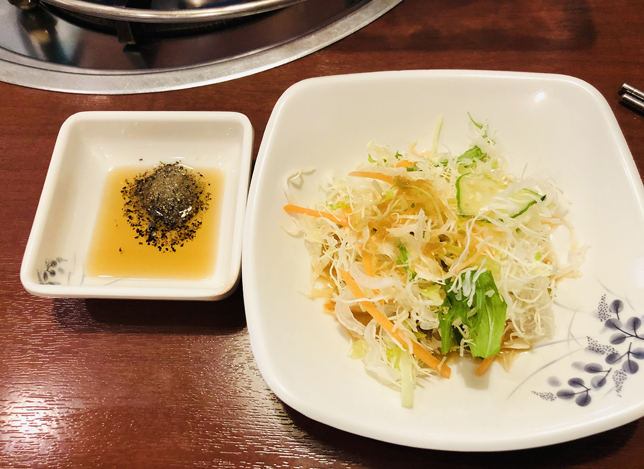 24時間営業のお昼からサムギョプサルが食べることができる韓国料理屋 おいそ