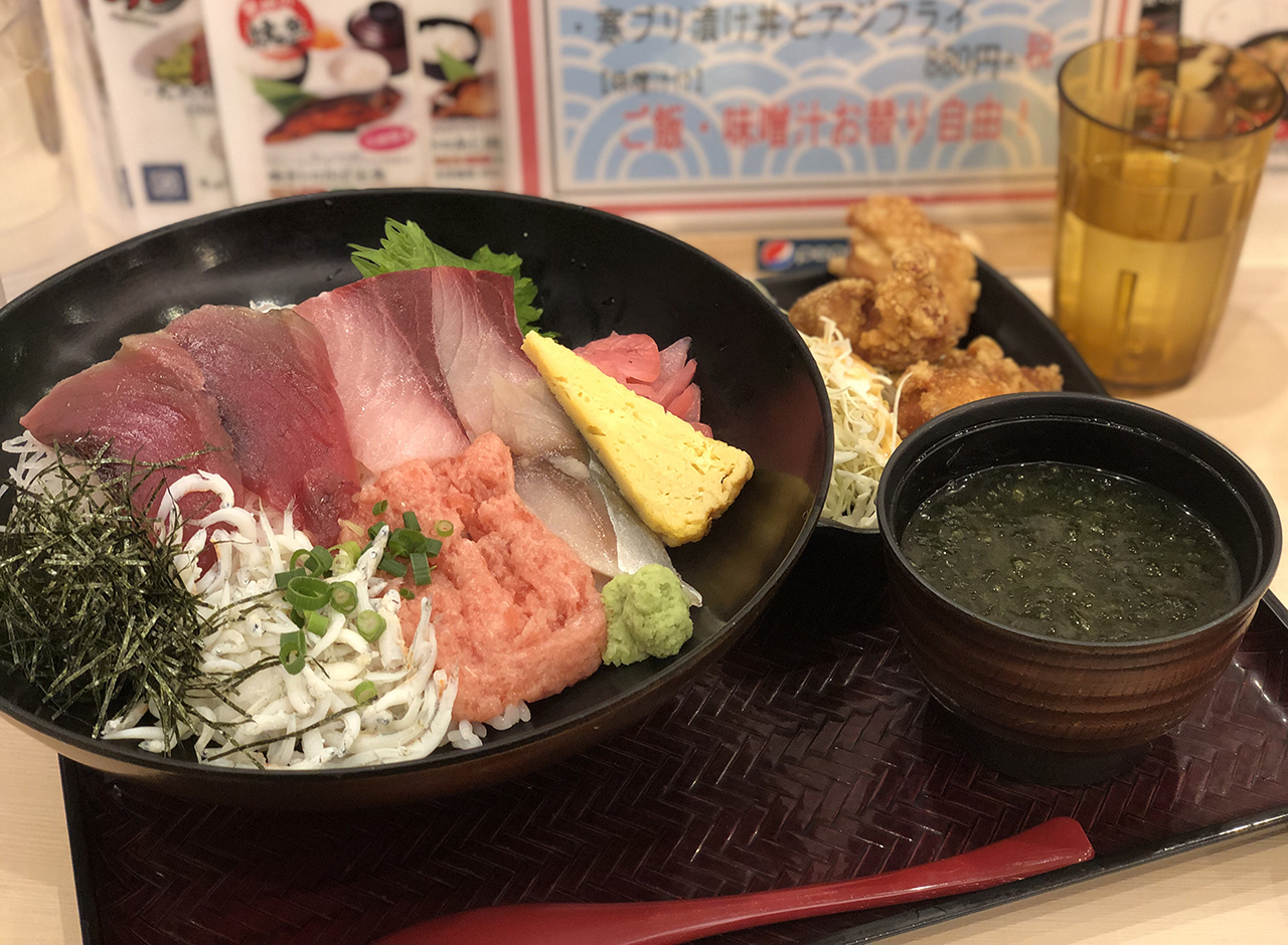 手軽にいただける海鮮丼はコスパが抜群 築地食堂 源ちゃん 手軽にいただける海鮮丼はコスパが抜群 築地食堂 源ちゃん